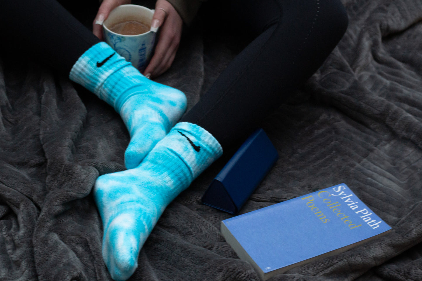 Hand-dyed Nike socks OCEAN DIPPED
